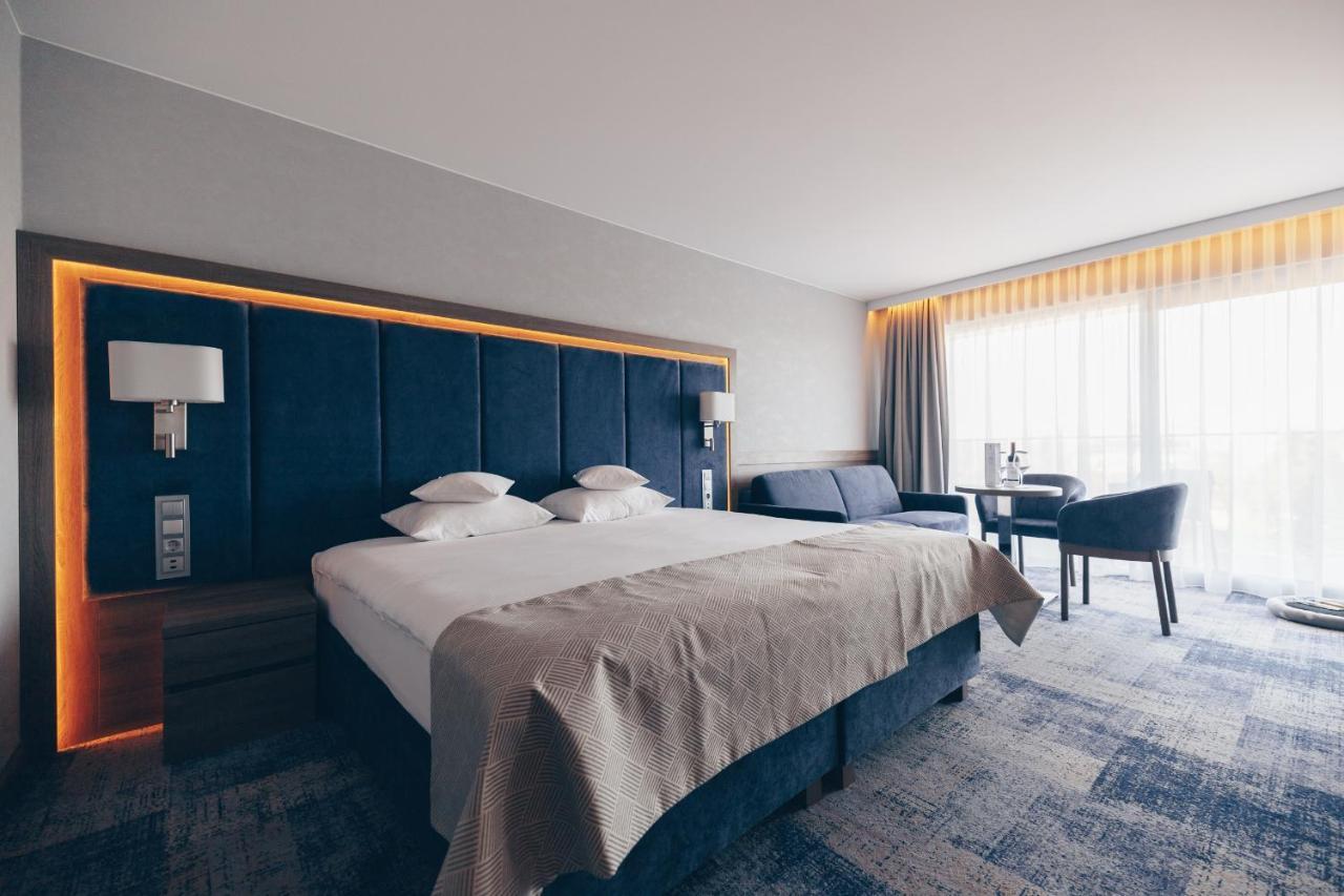 Hotell Unitral W Mielnie