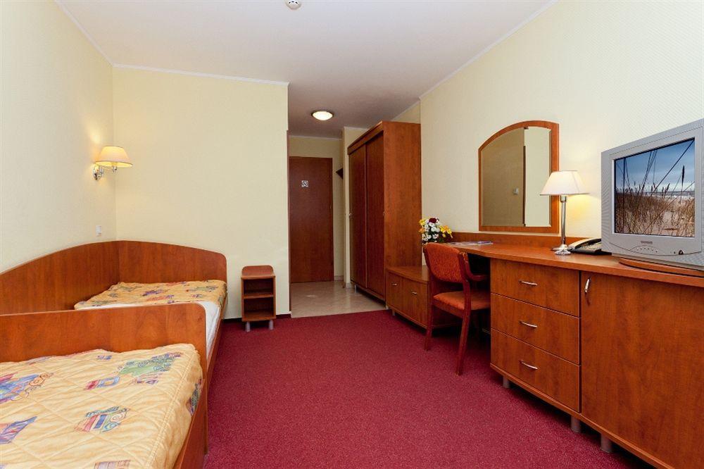 Hotel Unitral W Mielnie 4*