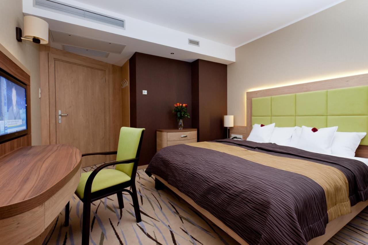 Hotel Unitral W Mielnie